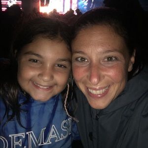 Meet your Posher, Lisa